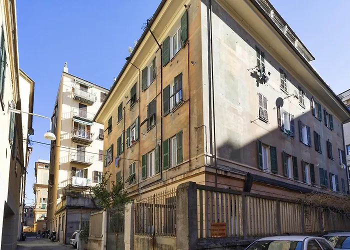 Central & Cozy Apartment By Wonderful Italy